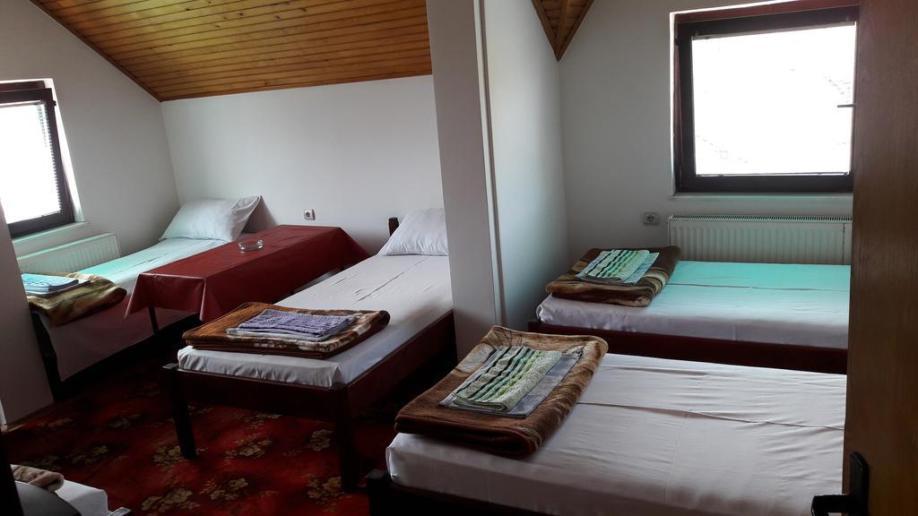 Mico Np Guest House Yeni Pazar Dış mekan fotoğraf